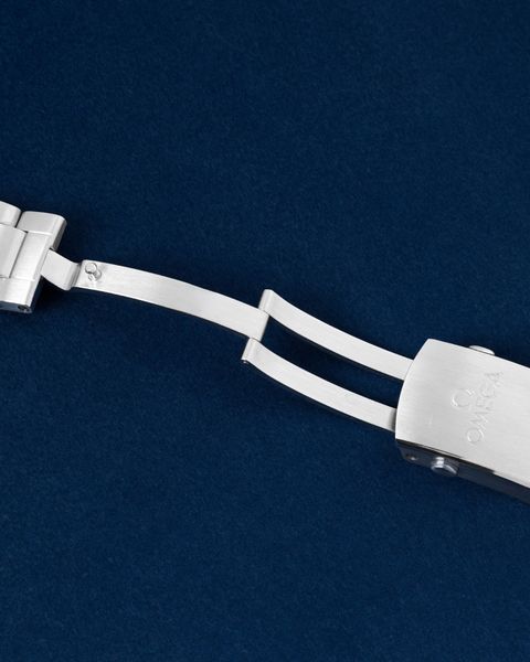 Omega Planet Ocean 215.30.40.20.03.001